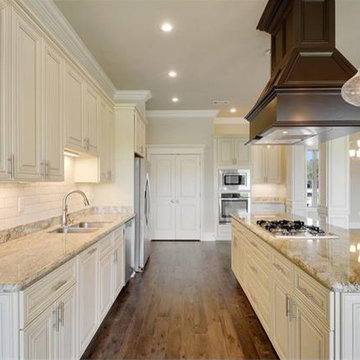 205 W. Longview Court