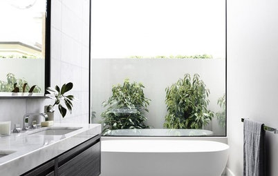 Best of the Week: 30 Small But Spectacular Bathrooms