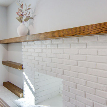 Colonial Modern Residence - Kansas City, Kansas