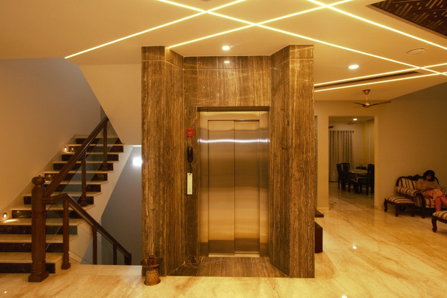 Lift Facade
