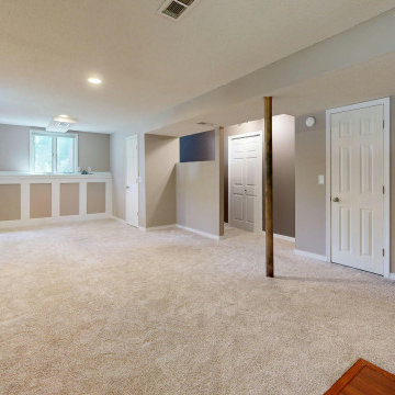 Single-Family Ranch House 9