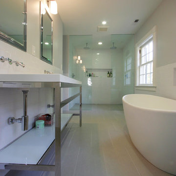 Minimal Master Bath