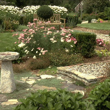 Courtyard Garden design granite bird bath