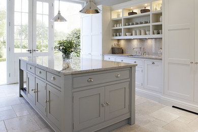 Example of a mid-sized trendy kitchen design in Los Angeles