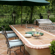 outdoor kitchen