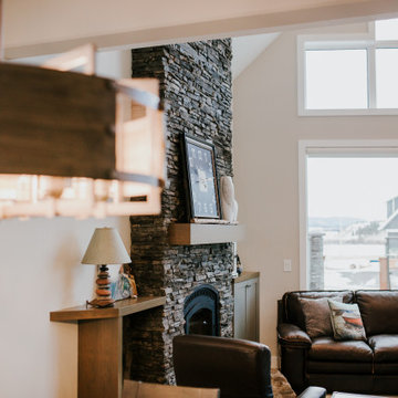 Rustic Shoreline Cottage at Cottage Club, Ghost Lake