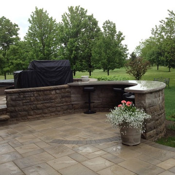 Multi-Level Patio with Hot Tub and Outdoor Bar in Vernon Hills, IL
