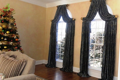 Elegant living room photo in Charlotte