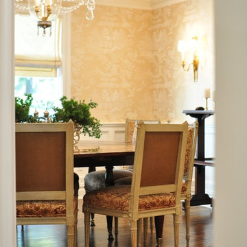Warm Creamy Home with Asian Antiques