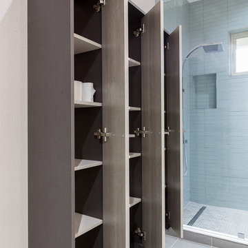 Contemporary Bath