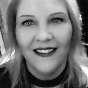 Daneane Stecher's photo