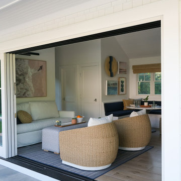 Fresh Pool House Escape