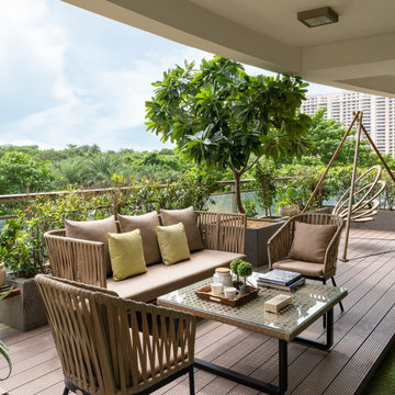 DLF Magnolias Apartment