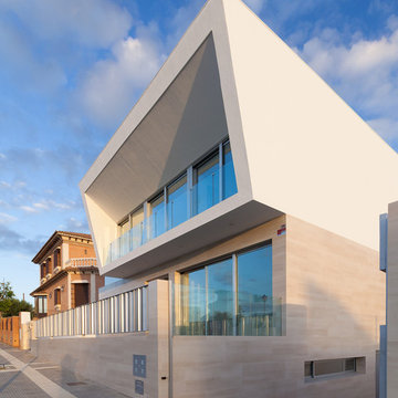 "Casa Abocinada" Vivienda Unifamiliar en Lepe