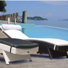 outdoor recliner