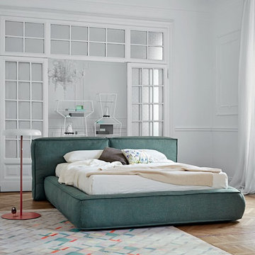 Fluff Platform Bed by Bonaldo