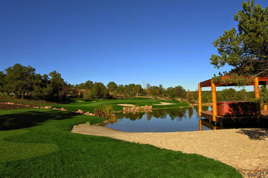 This is an example of a huge traditional landscaping in Denver.