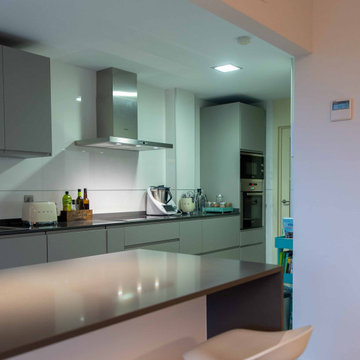 Cocina con barra en Majadahonda