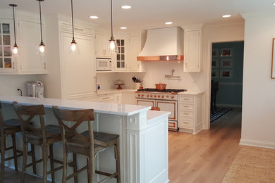 Kitchen photo in Chicago