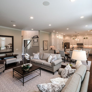 Midland, Neutral Great Room