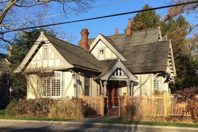 Inspiration for a victorian exterior home remodel in Philadelphia