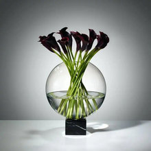 Artificial flowers/plants