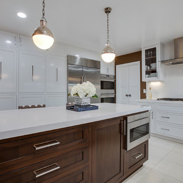 Malibu White Kitchen