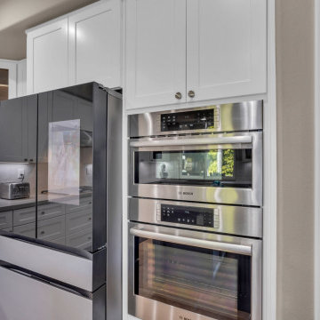 Kitchen Remodel in Cabinets with Seamless Appliance Integration