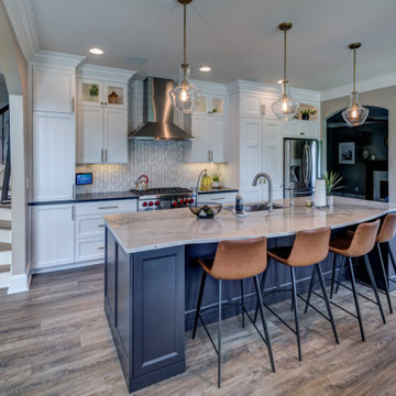 Retractable Backsplash Maximizes Kitchen Space