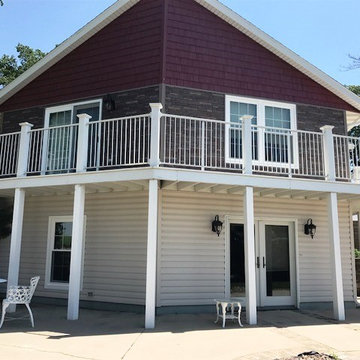Homeowners install EcoSmart replacement windows