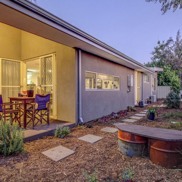 21 Bassendean