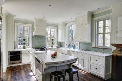 Kitchen - contemporary kitchen idea in Other