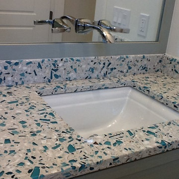 Vetrazzo Bretagne Blue Guest Bathroom