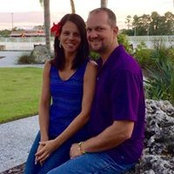 Rob N Coleen Hall's photo