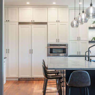 Boulder County Luxury Kitchen Remodel with Quartzite Island & Custom Cabinetry
