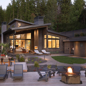 Lakeside Modern Contemporary Home