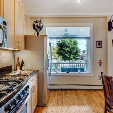 1211 grand ave