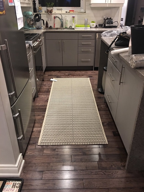 kitchen runner need to know if it looks good