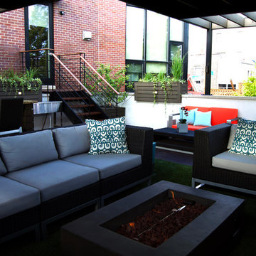 Garage Rooftop Deck – West Town, Chicago