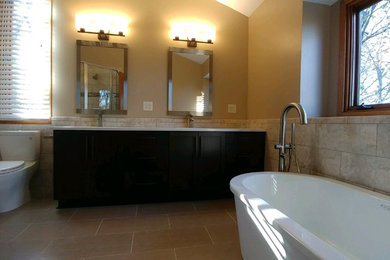 Bathroom - bathroom idea in Minneapolis