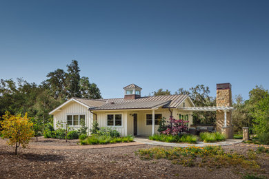 Traditional exterior home idea in Santa Barbara