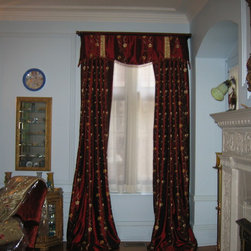 Drapes and Swags - Window Treatments