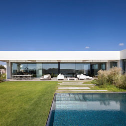 Apex Villa - Windows And Doors