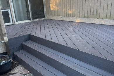 1950s deck photo in Seattle