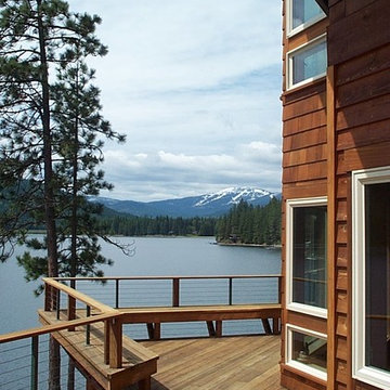 Spirit Lake Residence
