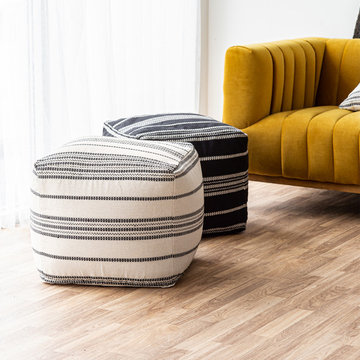 Barcelona Pouf – White Stripe