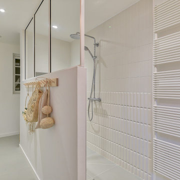 Rénovation d'un corps de ferme de 365 m2 - Salle de bain des enfants