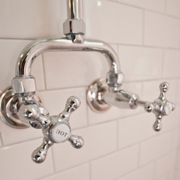 Greek Revival- Master Bath
