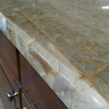 Collier Gate Ct - Nacarado quartzite