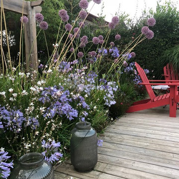 création d un jardin et d une pergola en bois vieilli